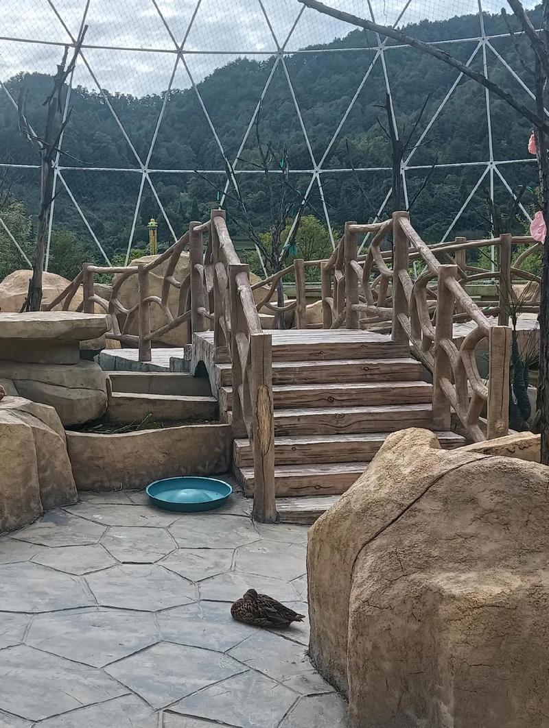 水泥雕塑在园林景观与美丽乡村建设中的应用与价值
